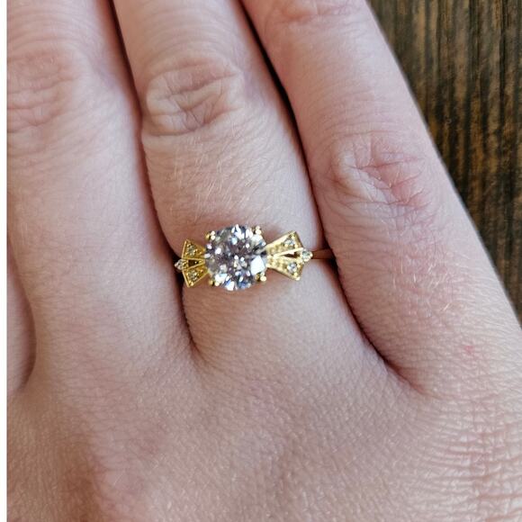 Sweet Engagement Ring 6.5mm Round Semi-Set Cubic Zirconia Gold-Tone Ring Size 8 - Picture 1 of 14